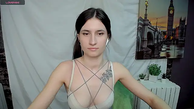 MaryEm976 online show from March 15, 9:41 am