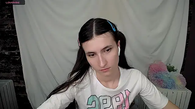 MaryEm976 online show from March 18, 3:10 pm