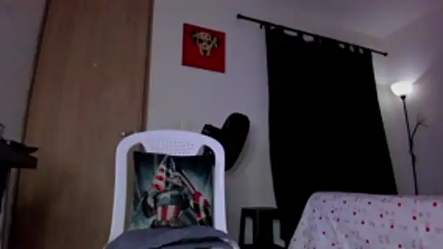 Cloudy pigDude online show from May 20, 4:51 am