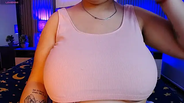 dafne hss online show from December 23, 2:28 pm