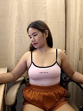 Kissy07 online show from February 28, 7:26 am