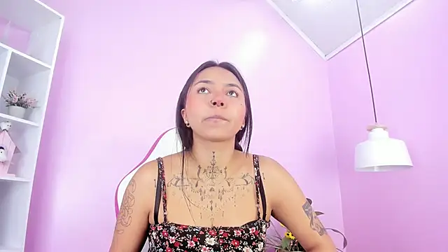 miss soffi  online show from February 4, 12:33 pm