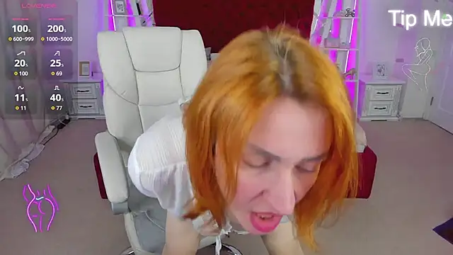 Kamilla Hot online show from April 19, 5:34 pm