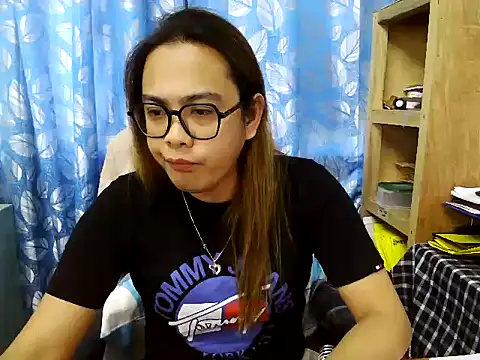 Your PrettyGirlxxx online show from May 25, 1:55 am