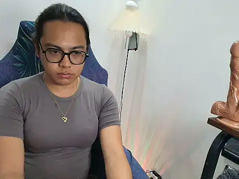 Your PrettyGirlxxx online show from May 26, 7:59 am