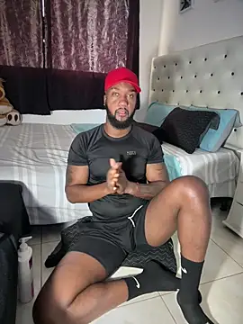 blackdrey18 online show from April 1, 1:34 pm