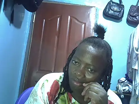 Ebonyceline online show from July 2, 7:20 pm