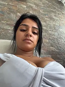 AnnRosse18 online show from January 7, 3:03 pm