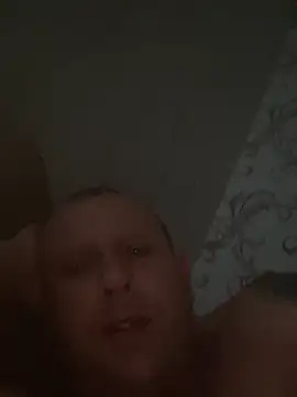 Snapshot of 1981-AZ chatting on February 14, 5:48 am 1981-AZ online show from February 14, 5:48 am