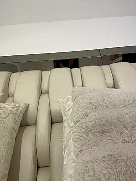 ALISSON FOXXX1 online show from April 11, 12:04 am