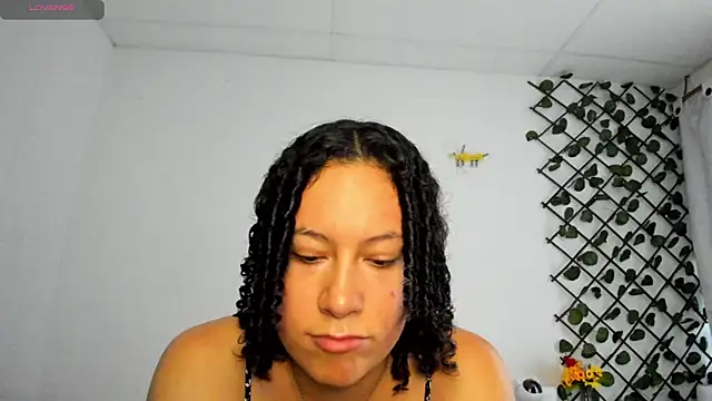 cailynhot online show from July 8, 10:47 pm