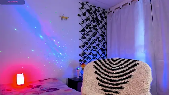 cailynhot online show from July 11, 11:06 pm