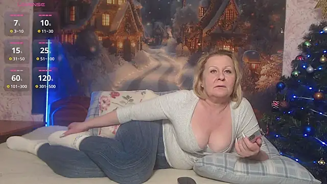 Snapshot of sladost777 chatting on January 16, 10:02 pm sladost777 online show from January 16, 10:02 pm