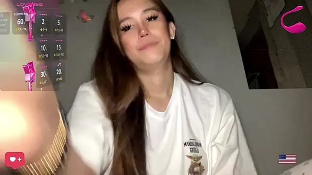 Snapshot of MeganTheRarest chatting on June 26, 5:23 am MeganTheRarest online show from June 26, 5:23 am