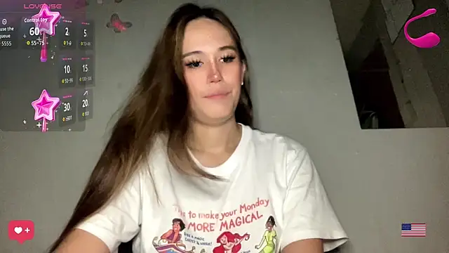 Snapshot of MeganTheRarest chatting on July 15, 4:18 am MeganTheRarest online show from July 15, 4:18 am