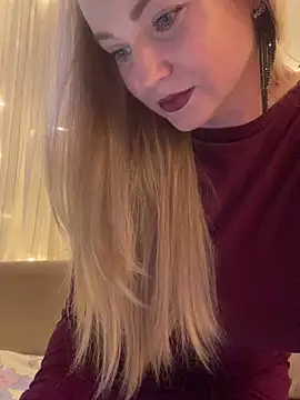 Lady  Maria online show from February 14, 3:47 pm