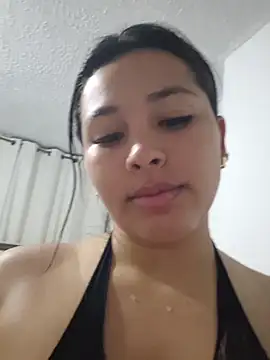 caylinhot7 online show from April 12, 11:32 pm