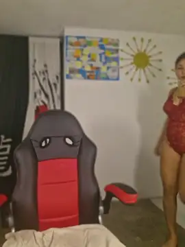 Snapshot of caylinhot7 chatting on July 19, 6:06 am caylinhot7 online show from July 19, 6:06 am