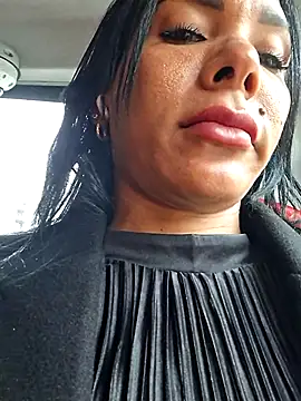 Doll Loren online show from December 20, 4:47 pm