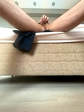 boyygirlls online show from November 3, 6:03 am