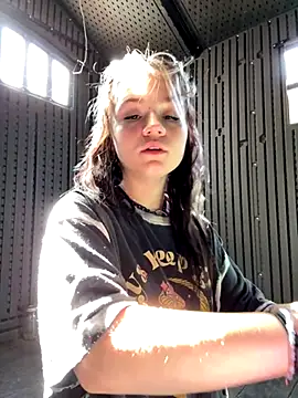 Snapshot of Cutiepiespanks chatting on November 17, 7:08 pm Cutiepiespanks online show from November 17, 7:08 pm