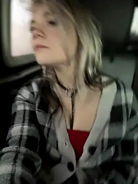 Snapshot of Cutiepiespanks chatting on November 19, 8:53 pm Cutiepiespanks online show from November 19, 8:53 pm