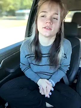 Snapshot of Cutiepiespanks chatting on November 29, 6:22 pm Cutiepiespanks online show from November 29, 6:22 pm