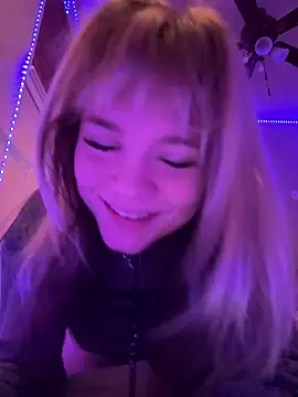 Snapshot of Cutiepiespanks chatting on January 16, 9:46 am Cutiepiespanks online show from January 16, 9:46 am