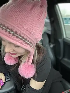 Snapshot of Cutiepiespanks chatting on February 25, 4:38 pm Cutiepiespanks online show from February 25, 4:38 pm