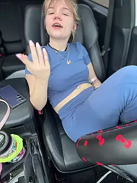 Snapshot of Cutiepiespanks chatting on March 2, 4:03 pm Cutiepiespanks online show from March 2, 4:03 pm