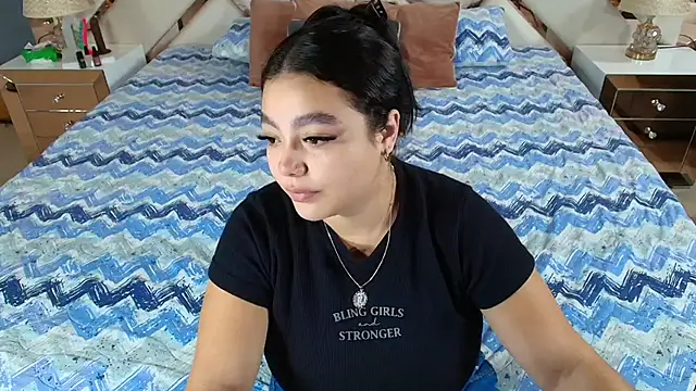 Snapshot of NaughtyAnaa chatting on February 27, 1:05 am NaughtyAnaa online show from February 27, 1:05 am