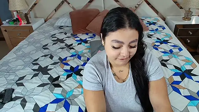 Snapshot of NaughtyAnaa chatting on March 18, 1:21 am NaughtyAnaa online show from March 18, 1:21 am