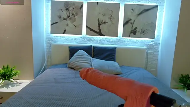 Snapshot of Betty_June chatting on May 30, 8:17 pm Betty June online show from May 30, 8:17 pm