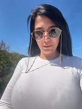 Cataleya80 online show from March 27, 1:22 pm