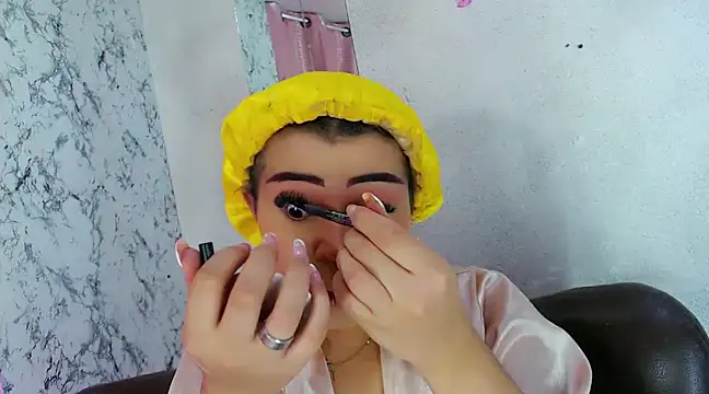 Snapshot of Alexandra_Hornny chatting on February 4, 9:49 am Alexandra Hornny online show from February 4, 9:49 am