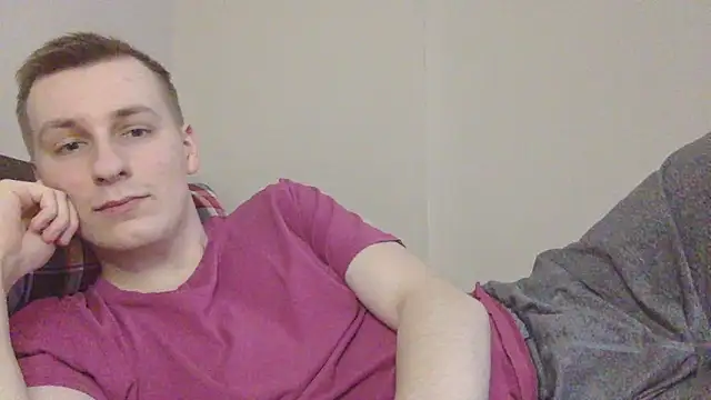 Snapshot of your_andy chatting on February 17, 8:11 am your andy online show from February 17, 8:11 am