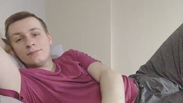 Snapshot of your_andy chatting on March 11, 7:47 am your andy online show from March 11, 7:47 am