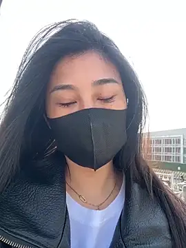 S00 online show from March 10, 1:32 am