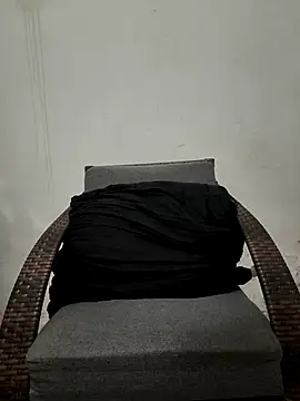 VIC22SECRET online show from October 17, 1:09 am