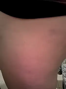 VIC22SECRET online show from November 28, 1:19 am