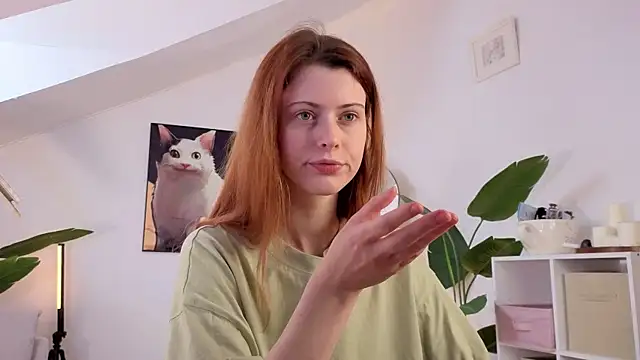 doll lesli online show from April 19, 12:59 pm