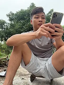 Naughty--asian online show from April 9, 11:32 pm