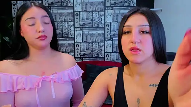 Snapshot of Isa_And_Natasha chatting on June 18, 1:48 pm Isa And Natasha online show from June 18, 1:48 pm