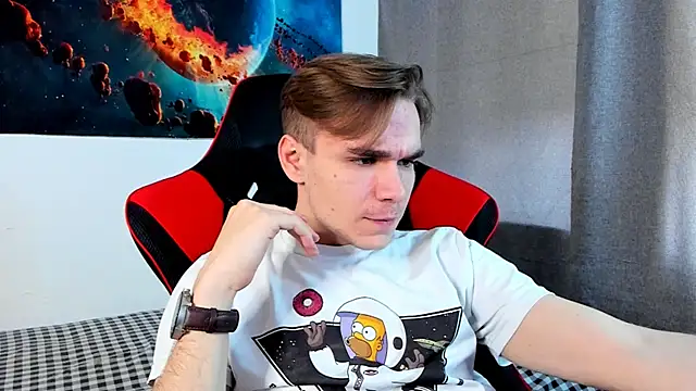 Snapshot of LetsDoSomethingFun chatting on February 11, 1:51 pm LetsDoSomethingFun online show from February 11, 1:51 pm