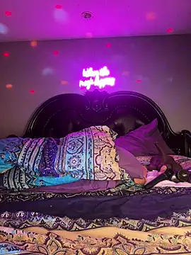 ThickAssRena online show from July 26, 4:03 pm