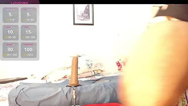 Kattara Becky  online show from April 10, 3:56 am