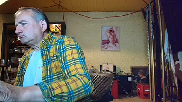 jeanlulu online show from May 16, 7:56 pm
