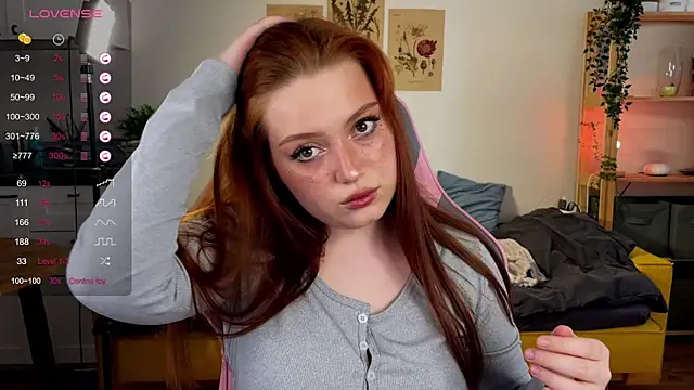 Snapshot of Sofy_Benson chatting on July 15, 1:16 pm Sofy Benson online show from July 15, 1:16 pm