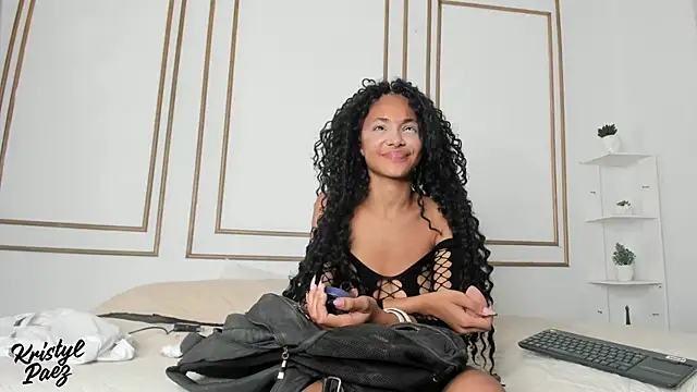 kristyl paez online show from January 16, 7:29 pm