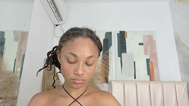 kristyl paez online show from June 2, 7:27 pm